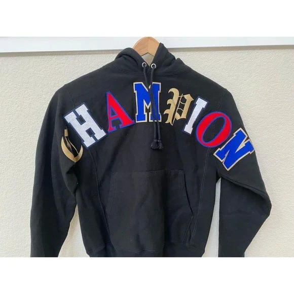 Champion Reverse Weave Black Hoodie Men's Small Sweatshirt Spell Out Logo - Picture 2 of 9